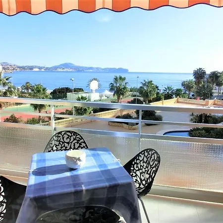 2 Bedroom On The Beachfront