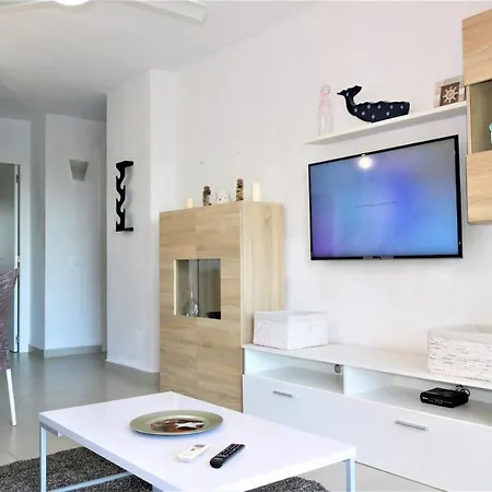2 Bedroom On The Beachfront *